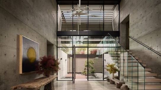 斥资2500万！东契奇购入豪宅 卖家是莎拉波娃